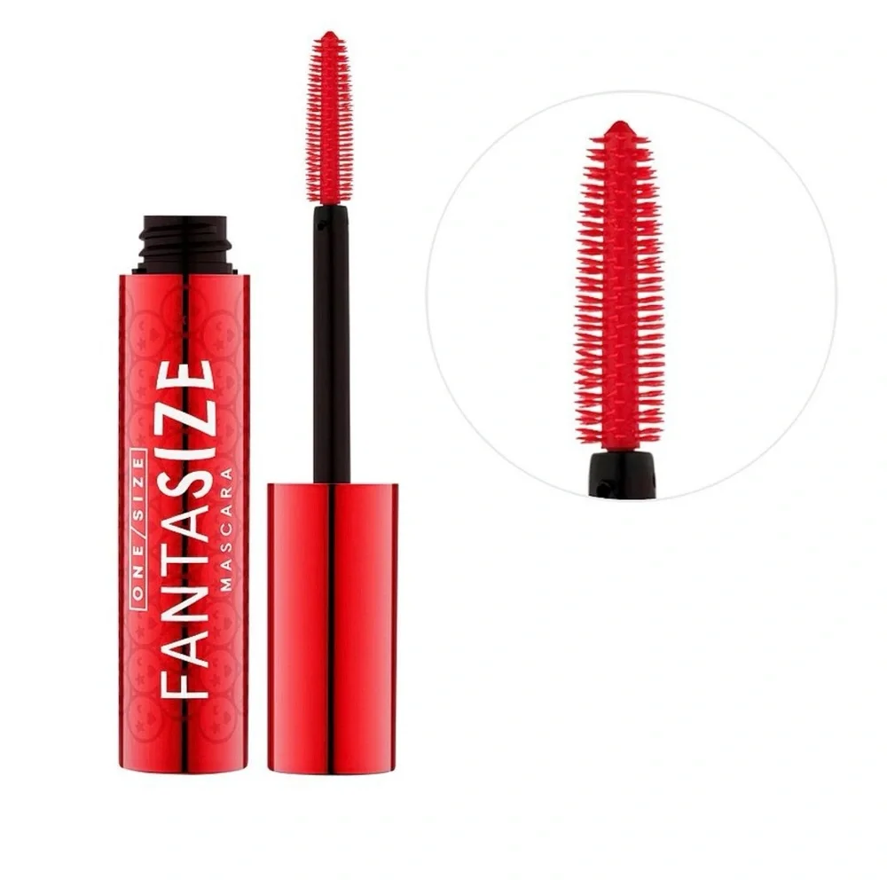 One/Size Fantasize Ultimate Lifting and Lengthening Mascara